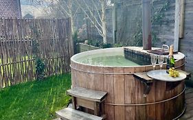 Fermette Cosy, Bain Nordique & Baby Foot